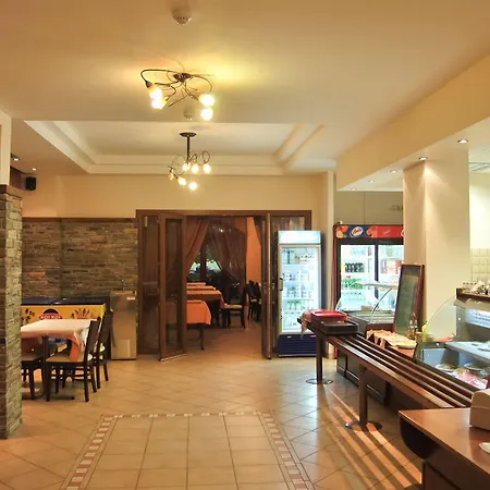 Yannis Restaurant Hotel